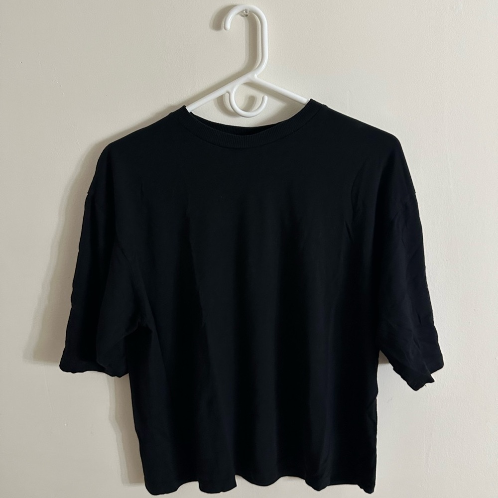 3/4 Black Shirt